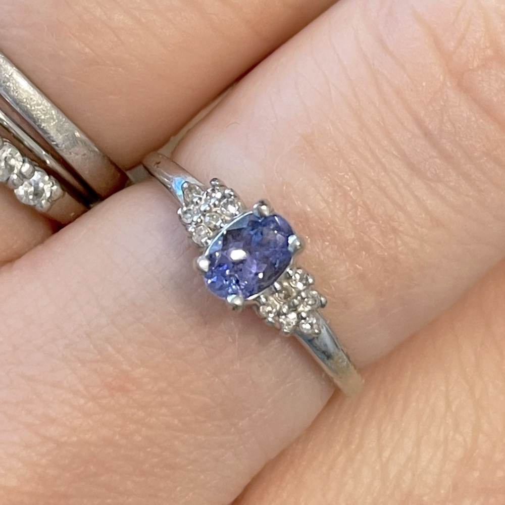 Tanzanite diamond 10k ring white gold